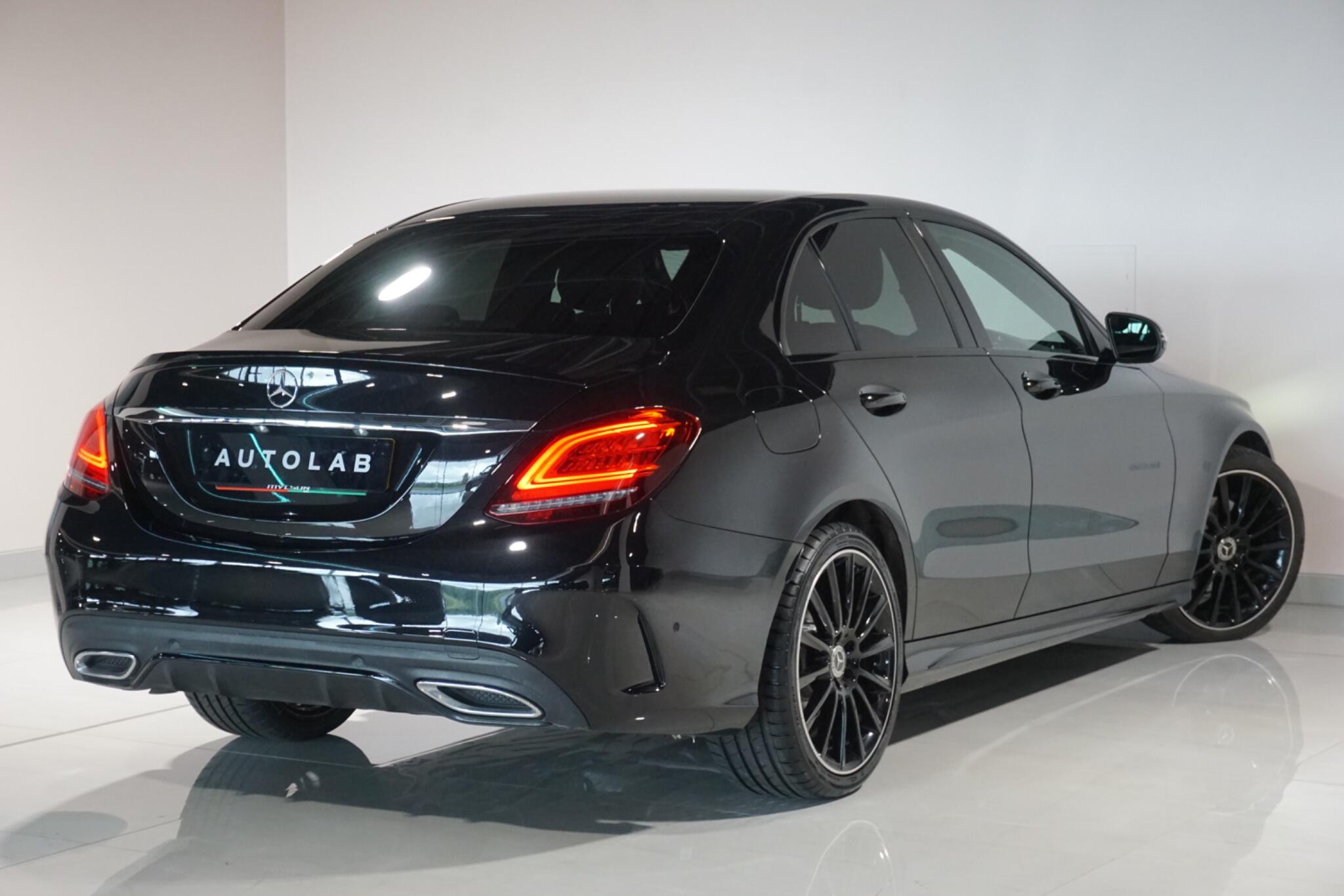 Mercedes-Benz C Class 2.0 C220d AMG Line Night Edition (Premium) Saloon 4dr Diesel G-Tronic+ Euro 6 (s/s) (194 ps)
